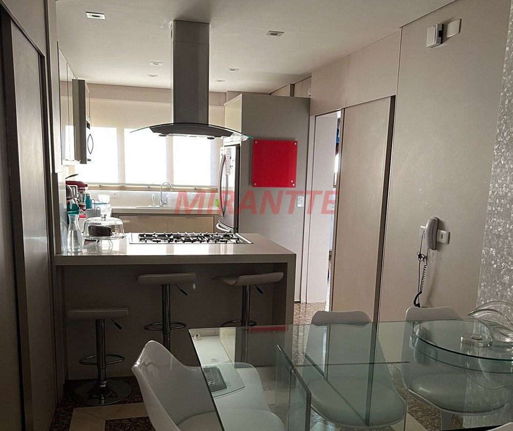 Apartamento de 210m² com 3 quartos em Santana