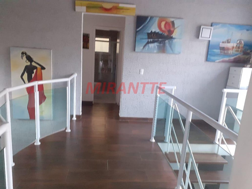 Sobrado de 304m² com 2 quartos em Roseira