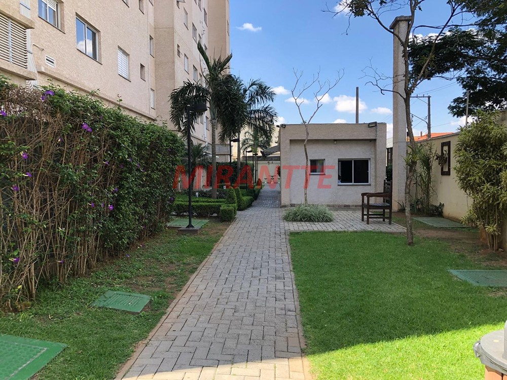 Apartamento de 45m² com 2 quartos em Jaçana