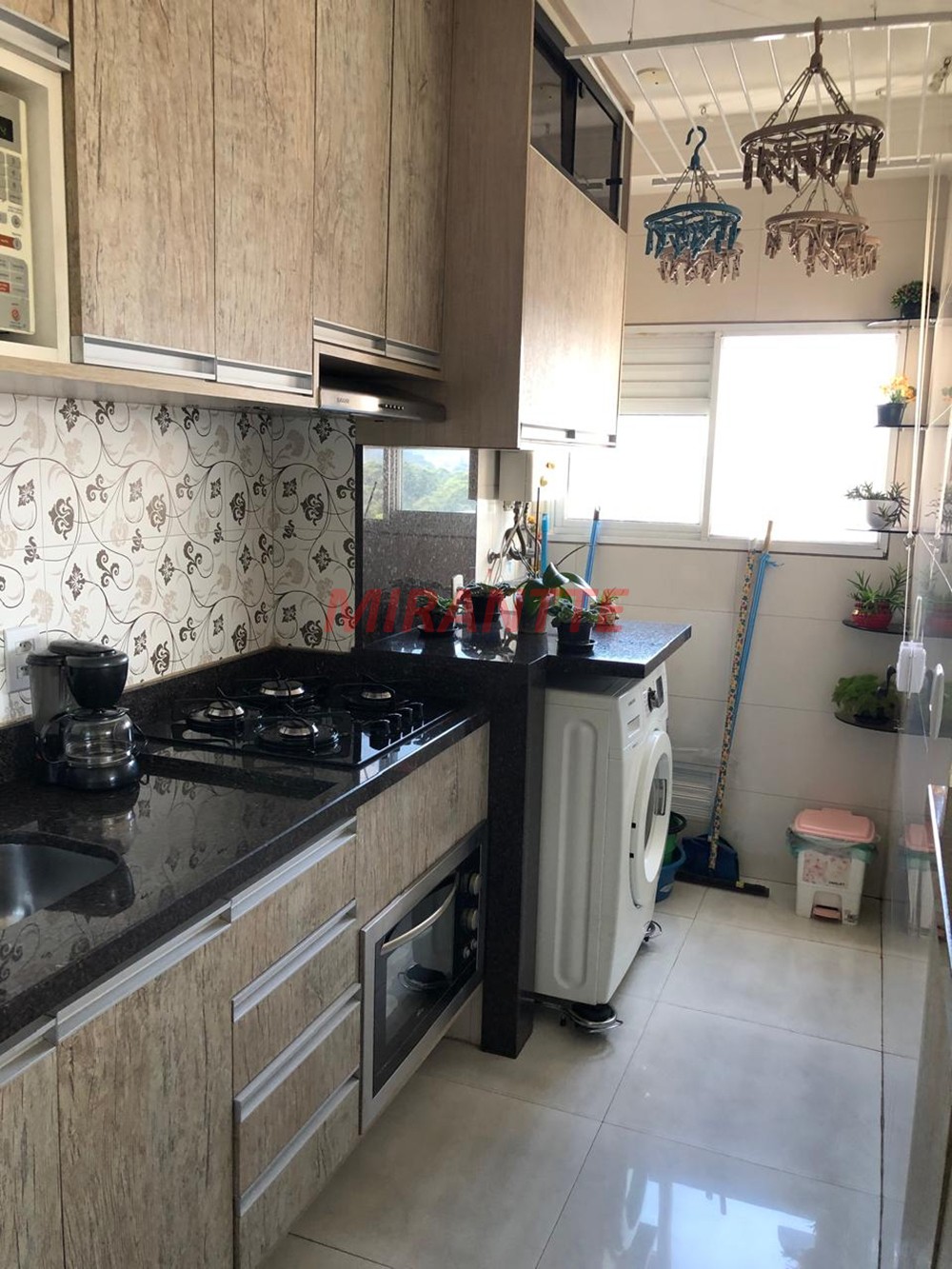 Apartamento de 45m² com 2 quartos em Jaçana
