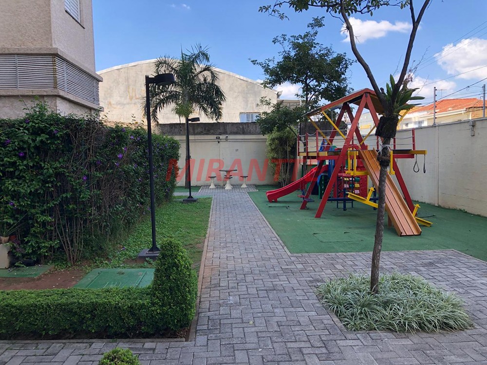 Apartamento de 45m² com 2 quartos em Jaçana