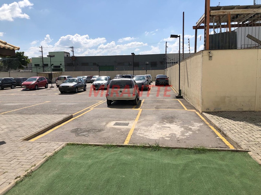 Apartamento de 45m² com 2 quartos em Jaçana