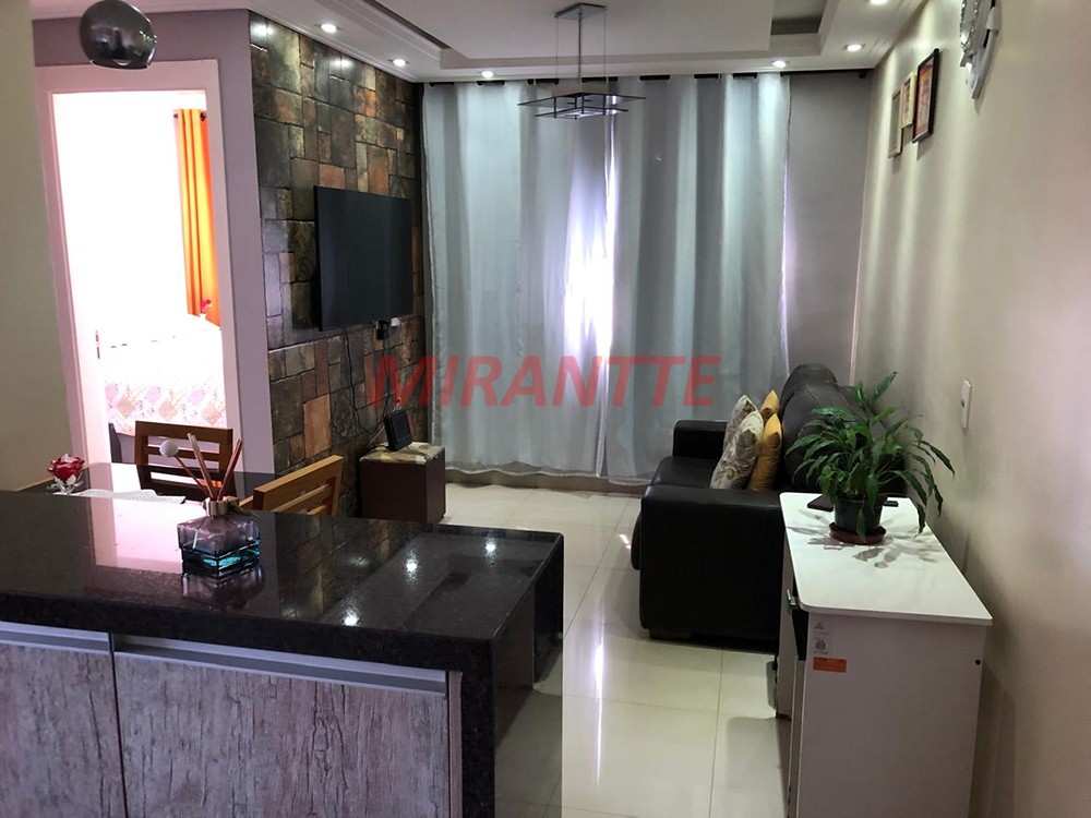 Apartamento de 45m² com 2 quartos em Jaçana