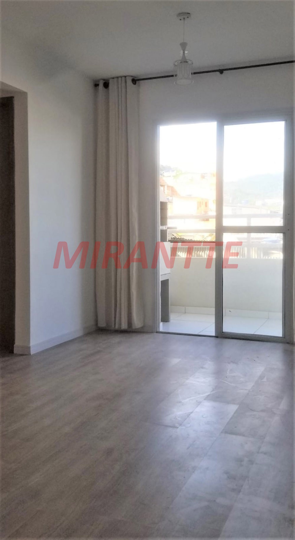 Apartamento de 54m² com 2 quartos em Parque Primavera