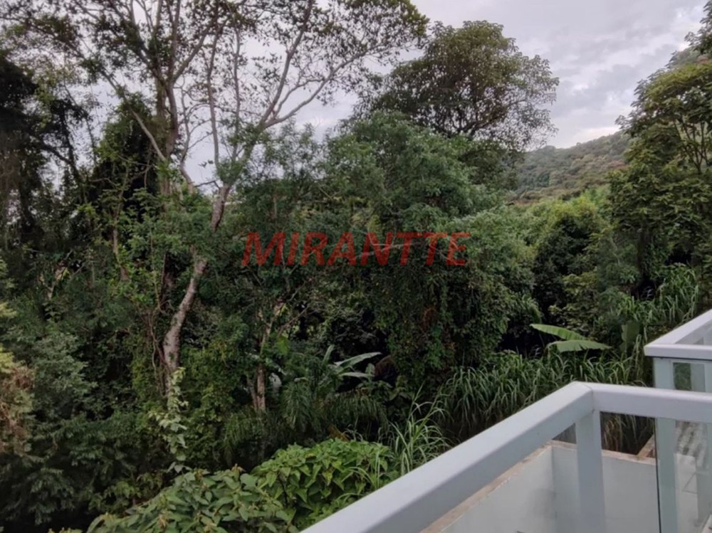 Sobrado de 160m² com 3 quartos em Laranjeiras