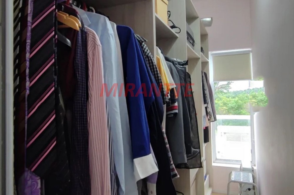Sobrado de 160m² com 3 quartos em Laranjeiras