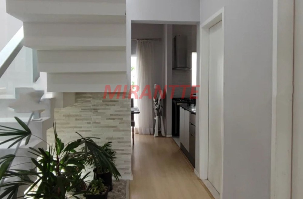 Sobrado de 160m² com 3 quartos em Laranjeiras