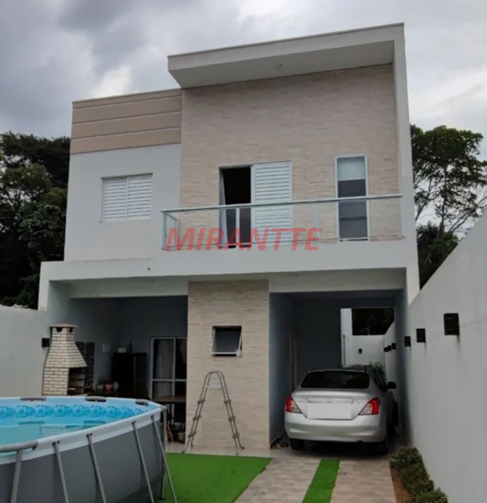 Sobrado de 160m² com 3 quartos em Laranjeiras