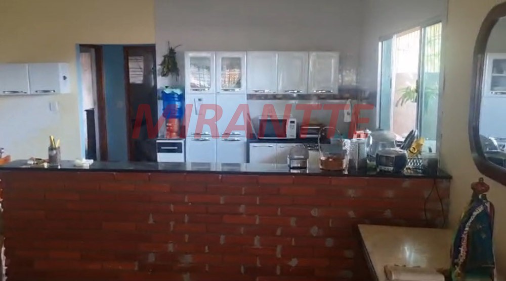 Sobrado de 500m² com 12 quartos em Parada De Taipas