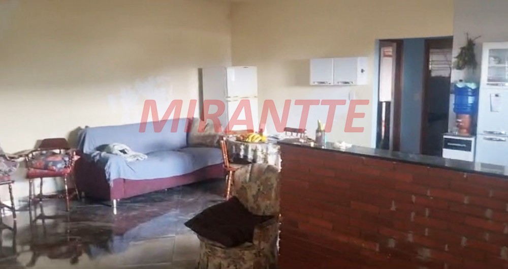 Sobrado de 500m² com 12 quartos em Parada De Taipas