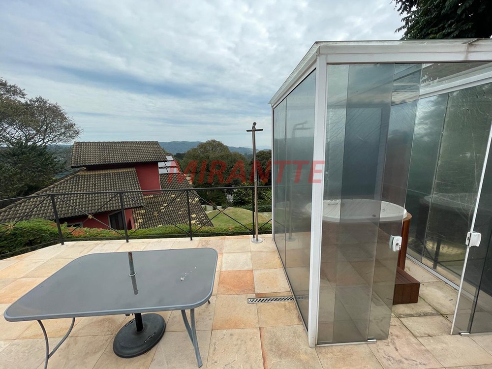 Cond. fechado de 654m² com 3 quartos em Serra da Cantareira