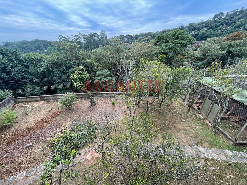 Cond. fechado de 654m² com 3 quartos em Serra da Cantareira