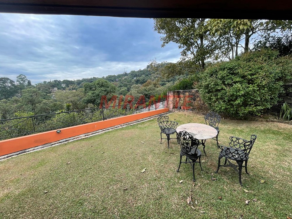 Cond. fechado de 654m² com 3 quartos em Serra da Cantareira