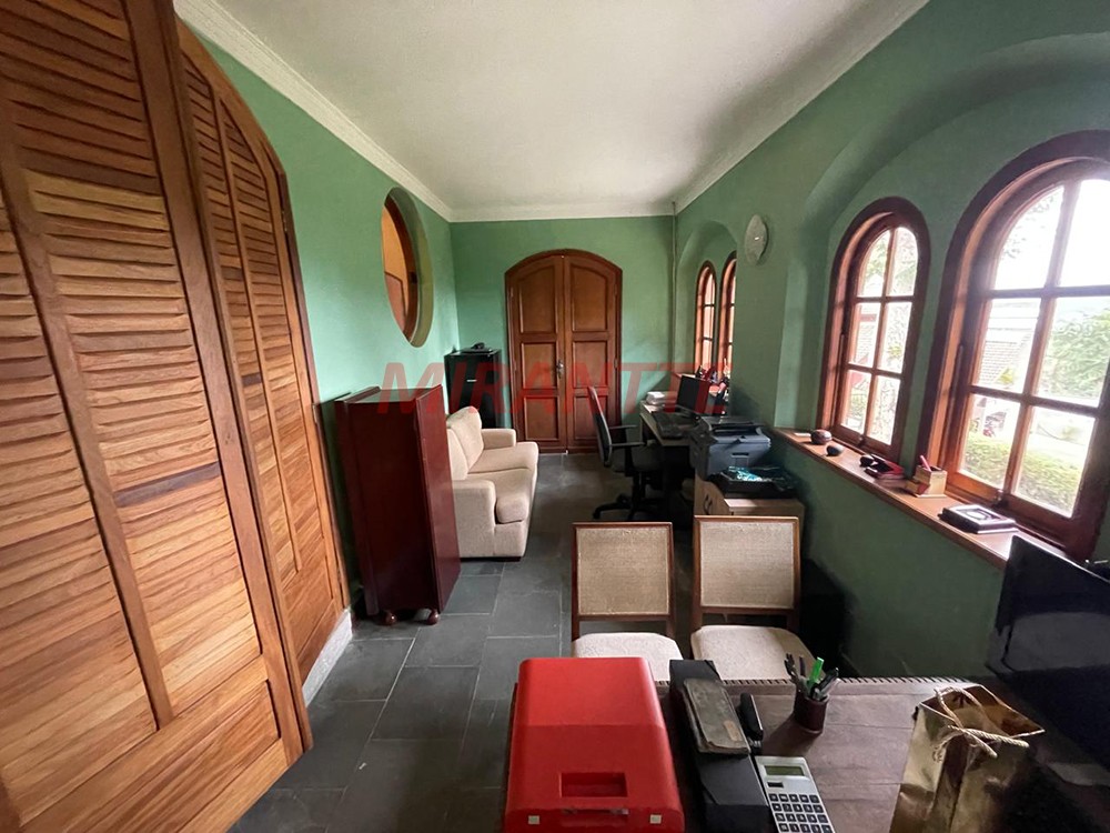 Cond. fechado de 654m² com 3 quartos em Serra da Cantareira