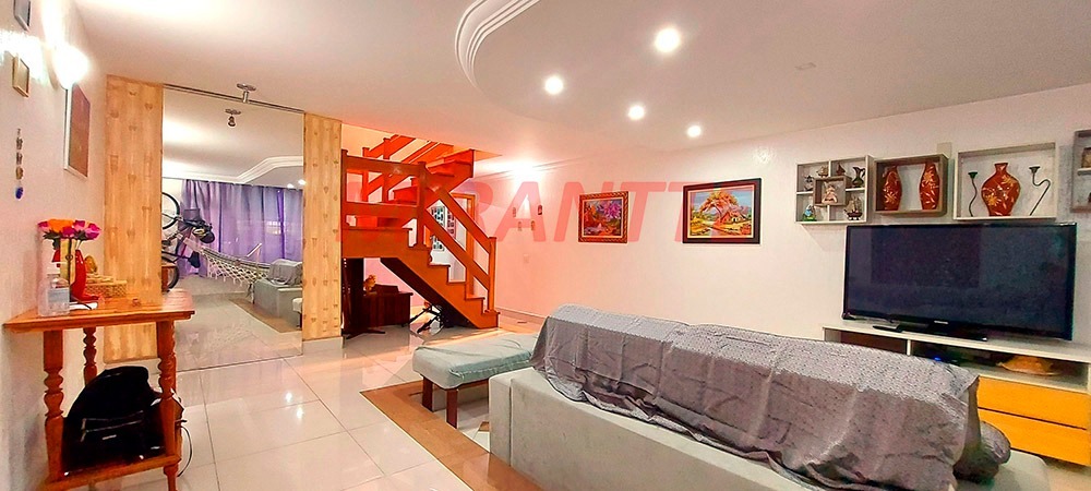Sobrado de 195m² com 3 quartos em Vila Guilherme