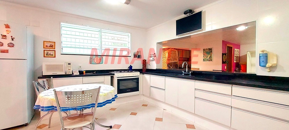 Sobrado de 195m² com 3 quartos em Vila Guilherme