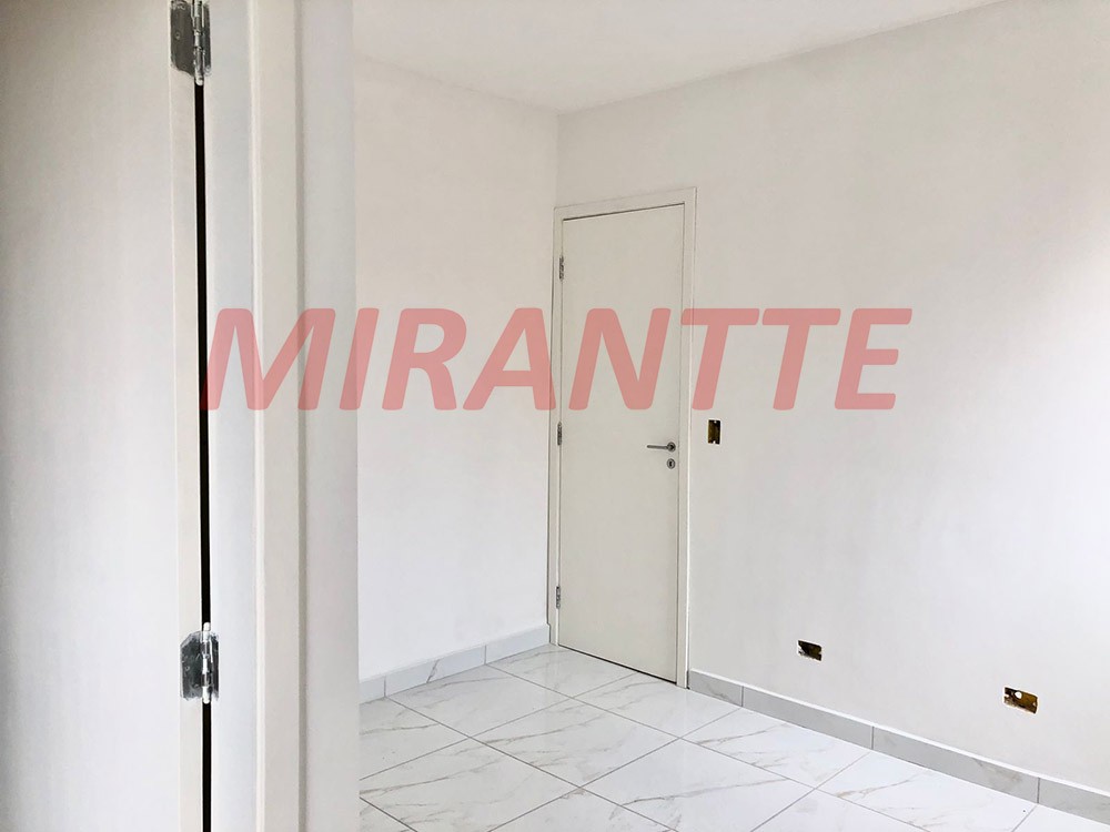 Sobrado de 120m² com 4 quartos em Parada Inglesa