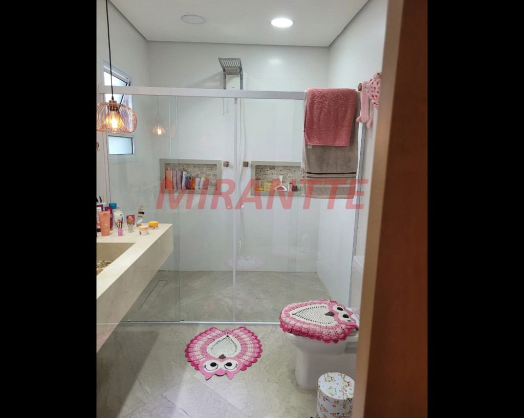 Sobrado de 120m² com 2 quartos em Vila Leonor