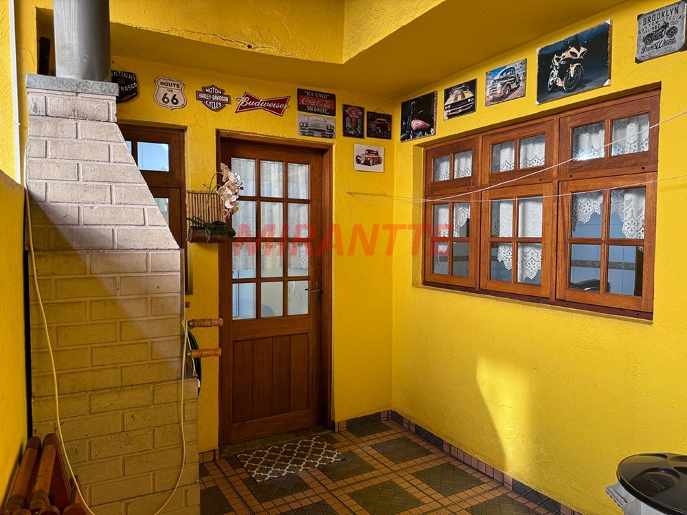 Sobrado de 293m² com 6 quartos em Casa Verde