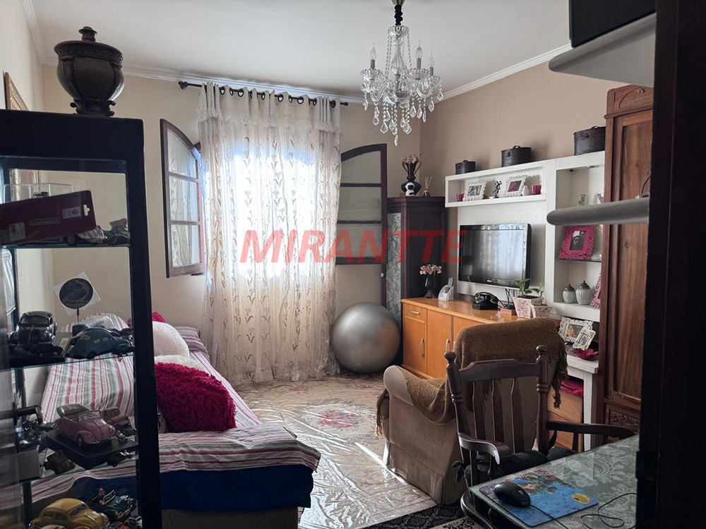 Sobrado de 293m² com 6 quartos em Casa Verde