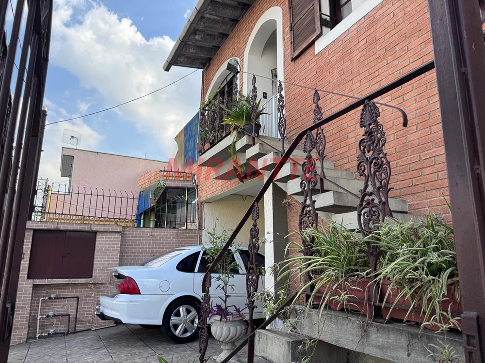 Sobrado de 293m² com 6 quartos em Casa Verde