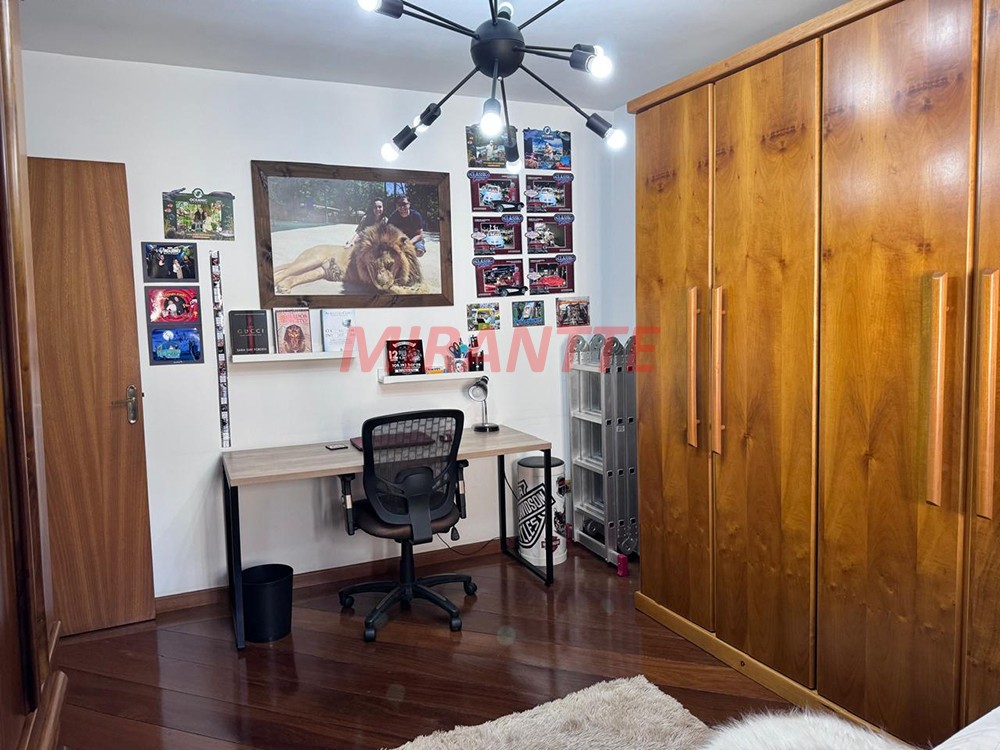 Sobrado de 293m² com 6 quartos em Casa Verde