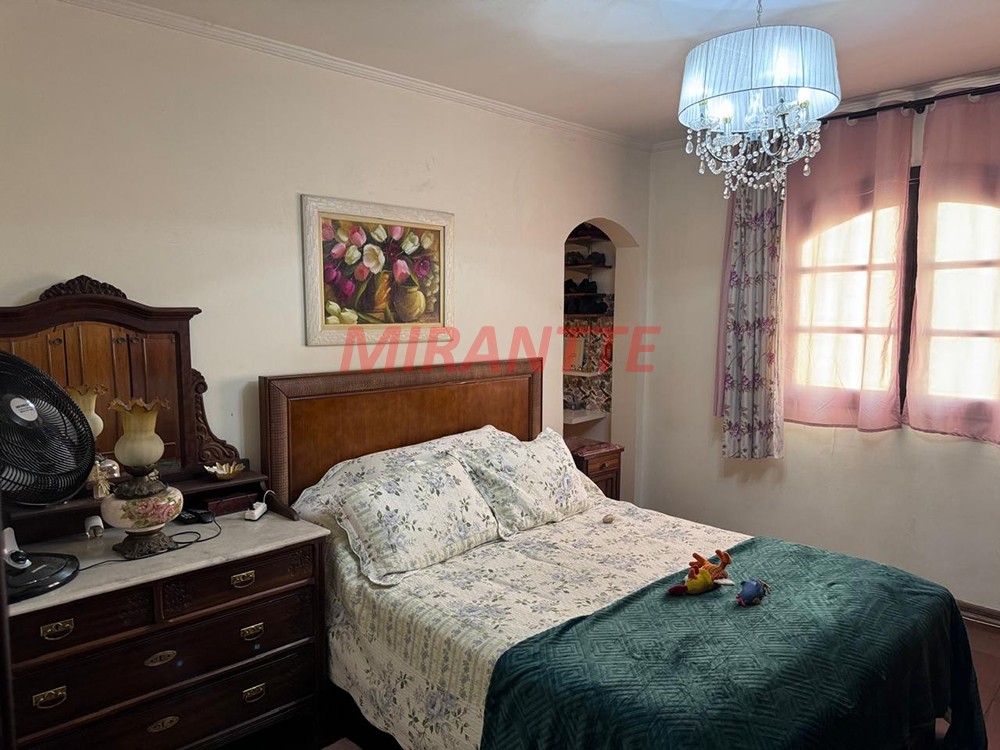Sobrado de 293m² com 6 quartos em Casa Verde