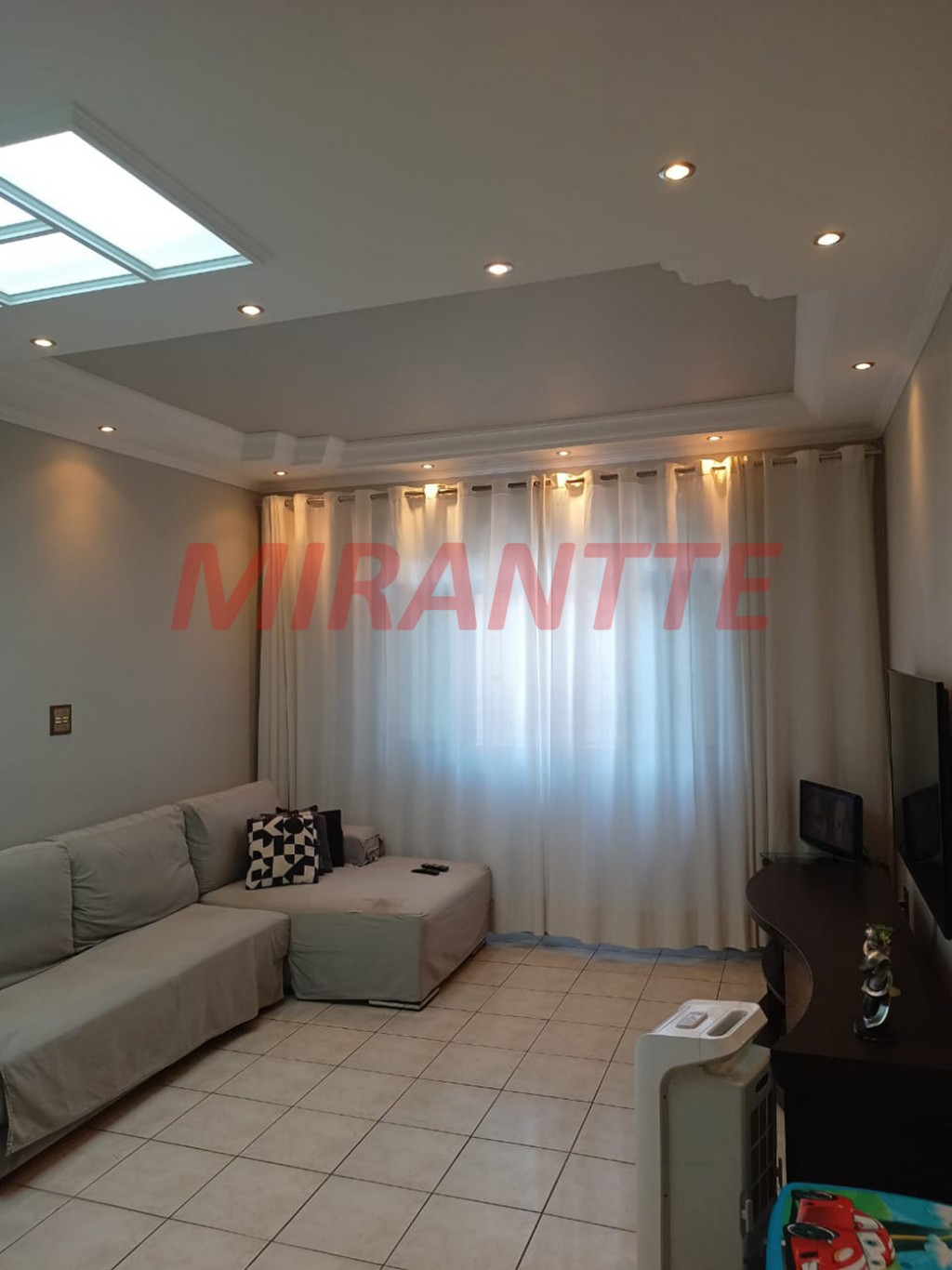 Sobrado de 230m² com 4 quartos em Vila Medeiros