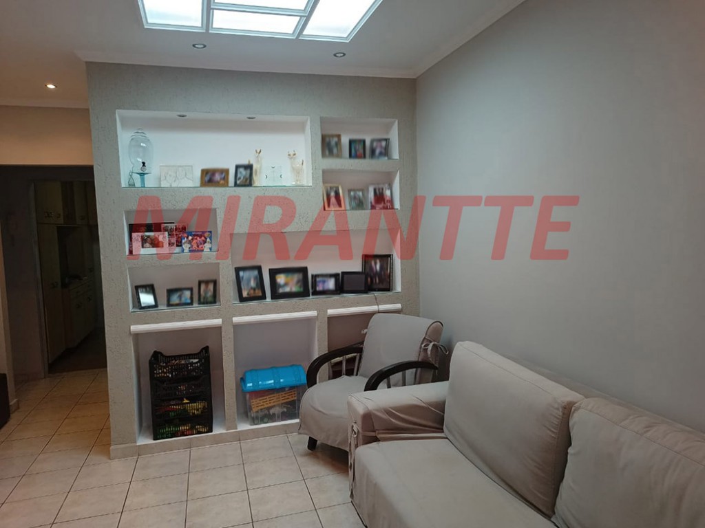 Sobrado de 230m² com 4 quartos em Vila Medeiros