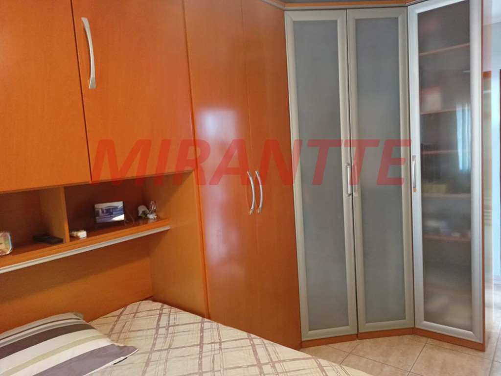 Sobrado de 230m² com 4 quartos em Vila Medeiros