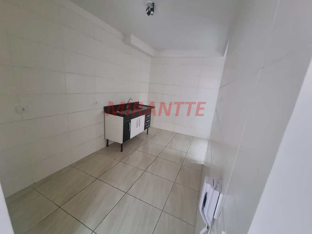Apartamento de 44m² com 2 quartos em Vila Gustavo
