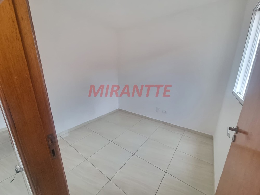 Apartamento de 44m² com 2 quartos em Vila Gustavo