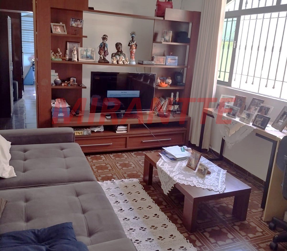 Casa terrea de 240m² com 4 quartos em Vila Mazzei