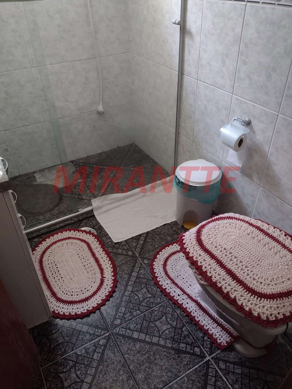 Casa terrea de 240m² com 4 quartos em Vila Mazzei