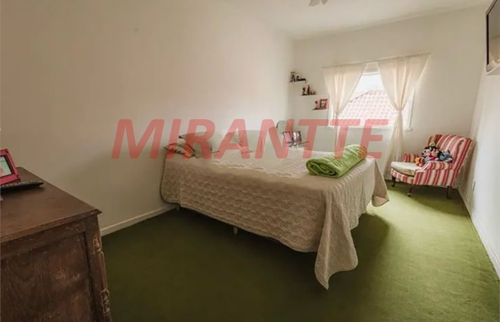 Sobrado de 422m² com 4 quartos em Vila Rosália