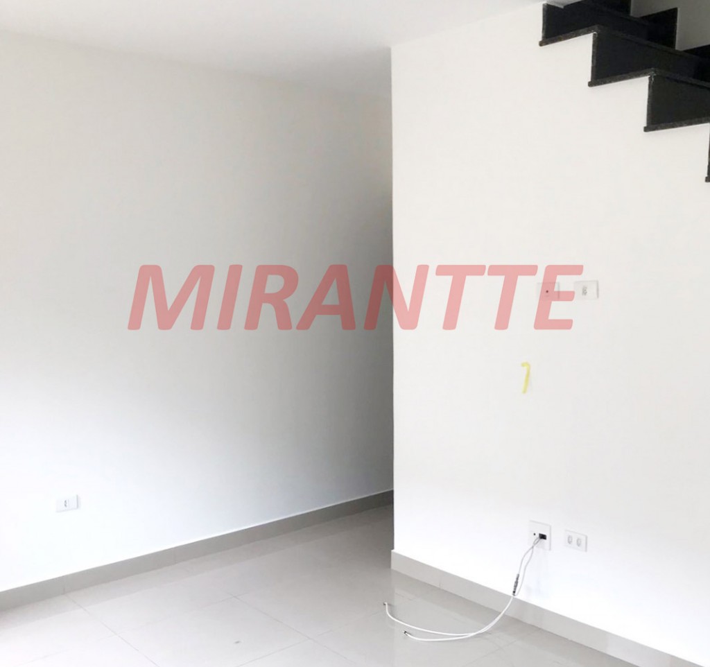 Cond. fechado de 60m² com 2 quartos em Vila Vitório Mazzei