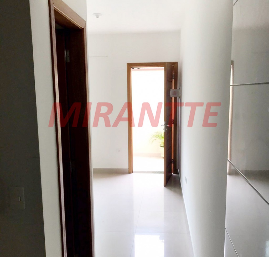 Cond. fechado de 60m² com 2 quartos em Vila Vitório Mazzei