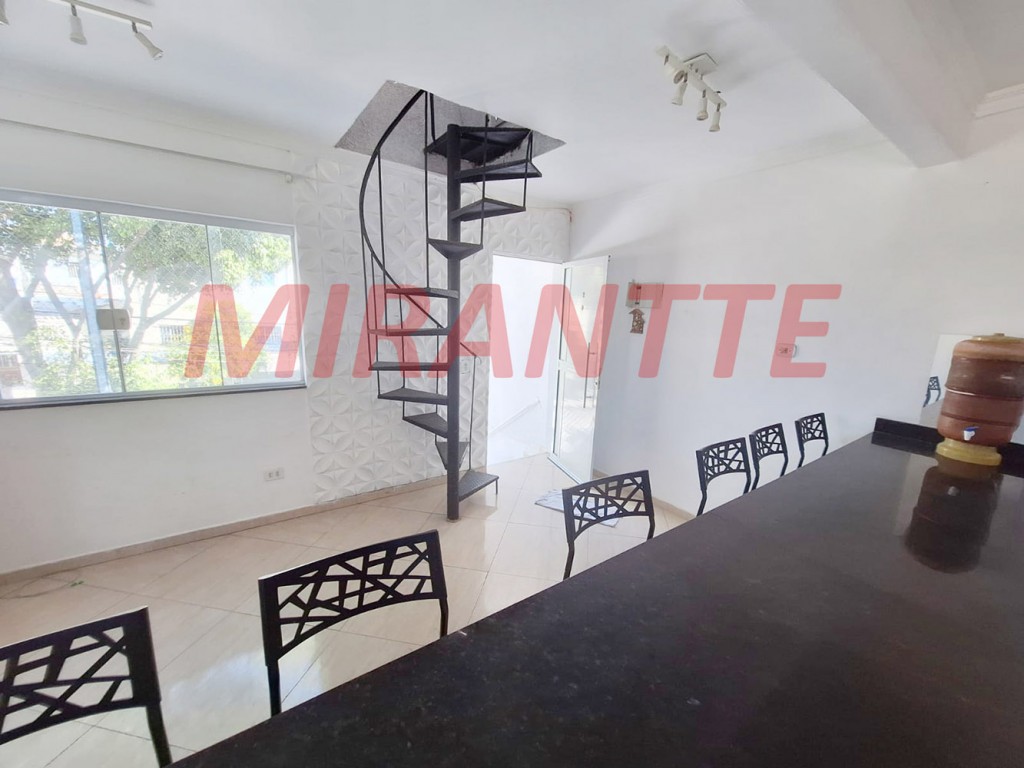 Sobrado de 200m² com 8 quartos em Vila Ede