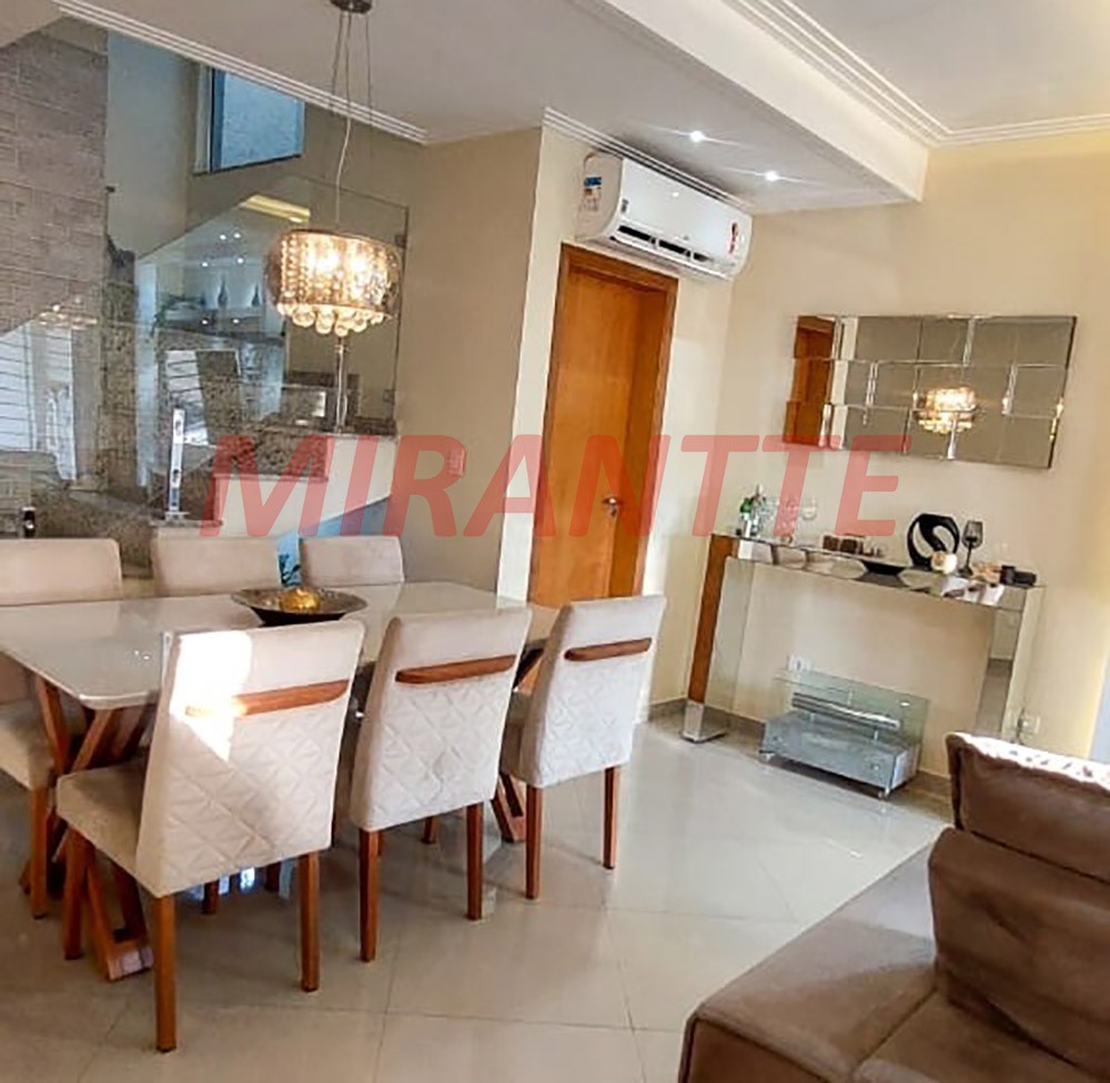 Sobrado de 150m² com 3 quartos em Vila Mazzei