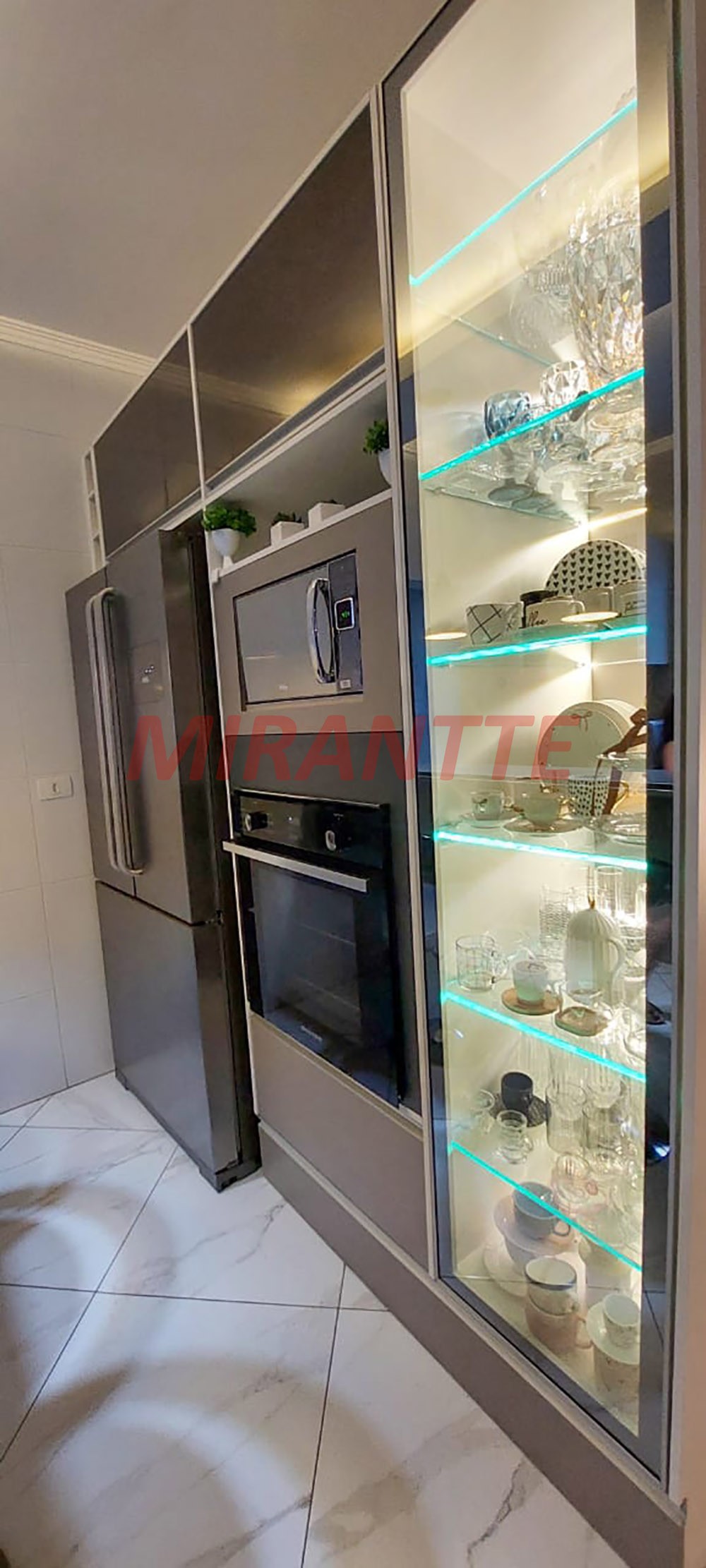 Sobrado de 150m² com 3 quartos em Vila Mazzei