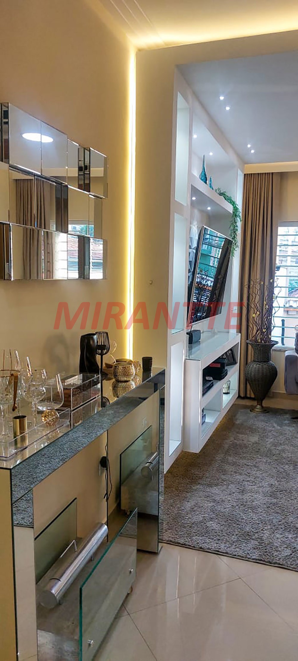 Sobrado de 150m² com 3 quartos em Vila Mazzei