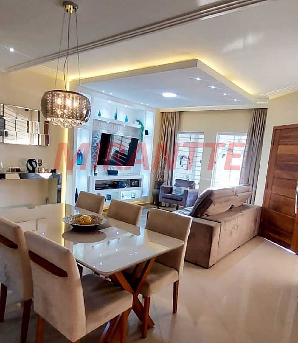 Sobrado de 150m² com 3 quartos em Vila Mazzei