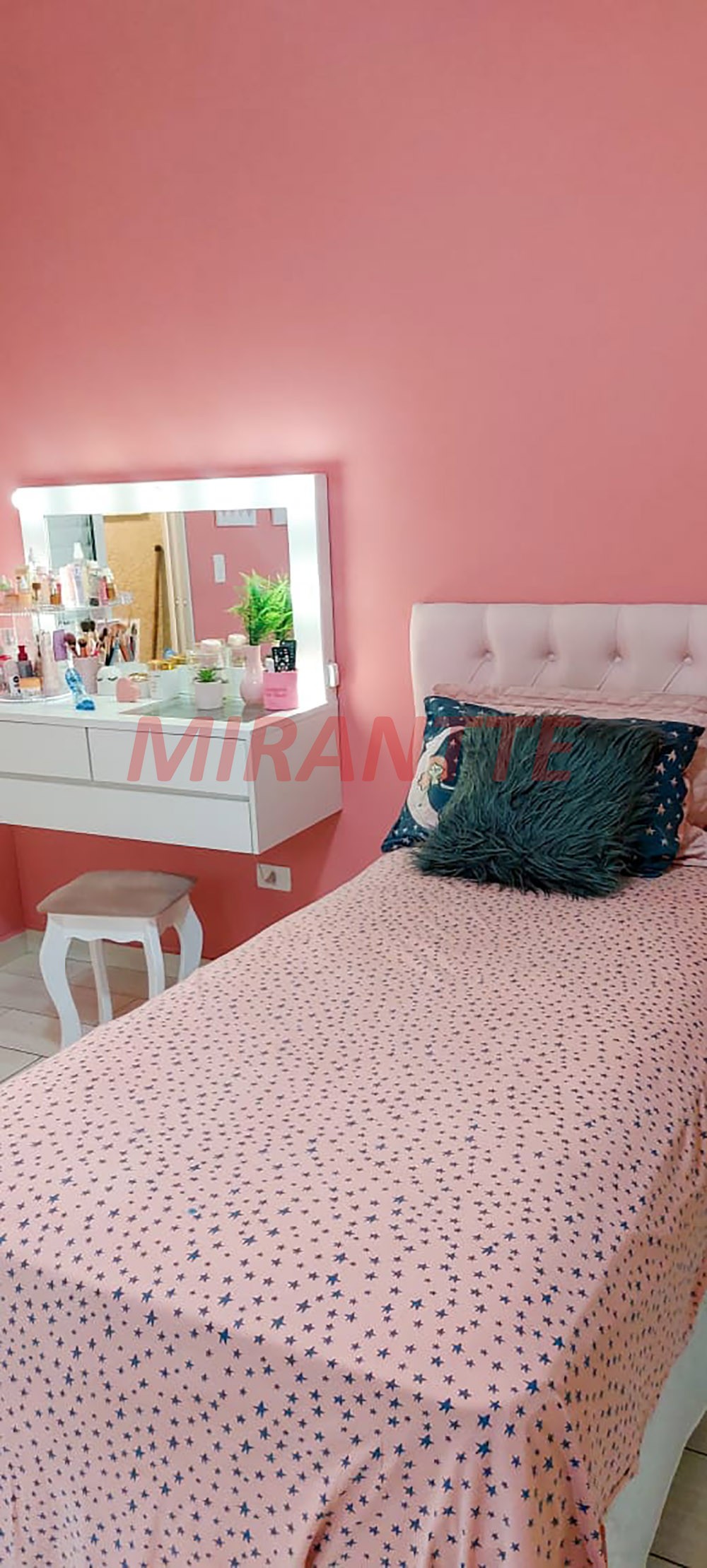 Sobrado de 150m² com 3 quartos em Vila Mazzei