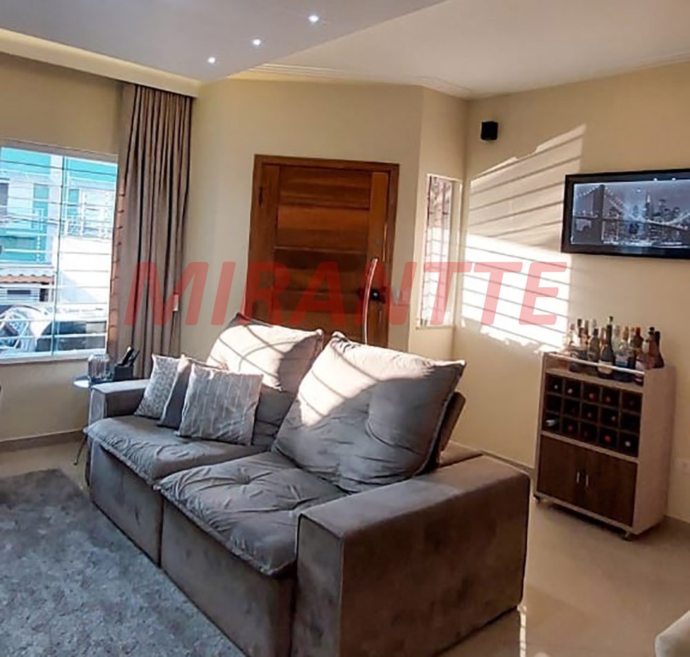 Sobrado de 150m² com 3 quartos em Vila Mazzei