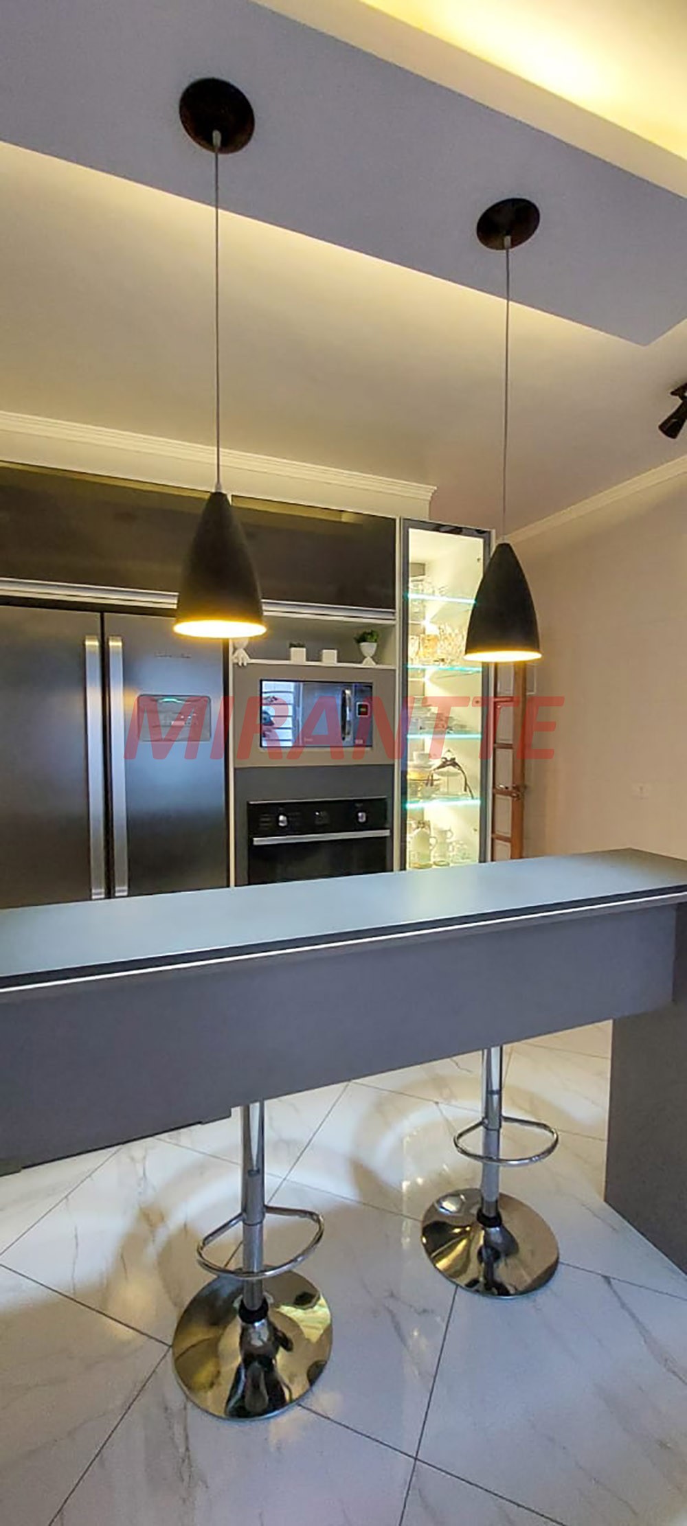 Sobrado de 150m² com 3 quartos em Vila Mazzei