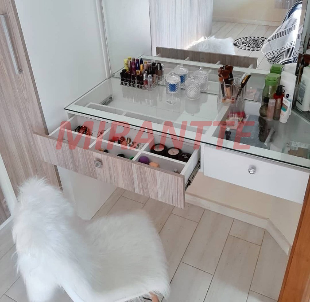 Sobrado de 150m² com 3 quartos em Vila Mazzei