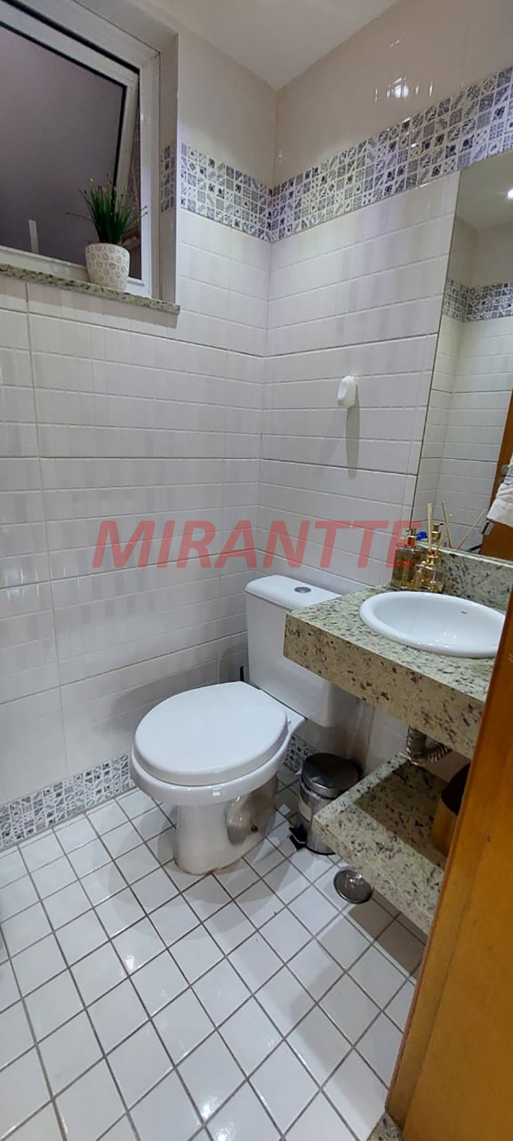 Sobrado de 150m² com 3 quartos em Vila Mazzei
