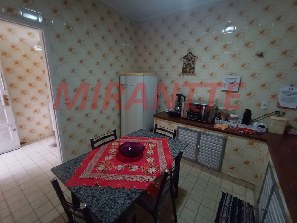 Casa terrea de 204m² com 3 quartos em Vila Gustavo
