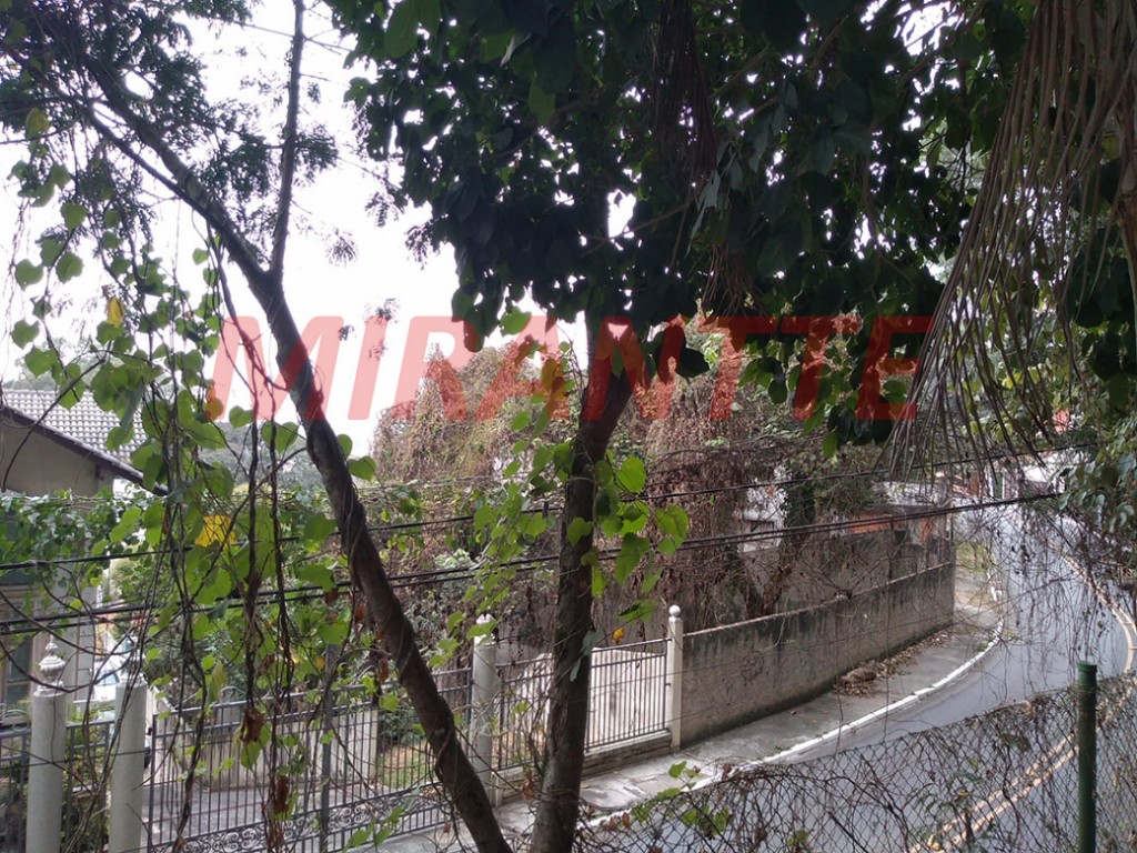 Terreno de 401m² em Vila Albertina