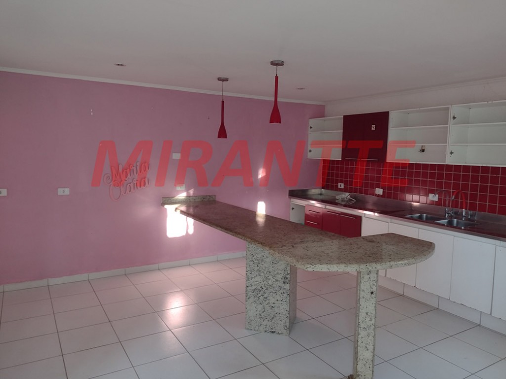 Sobrado de 359m² com 4 quartos em Horto Florestal